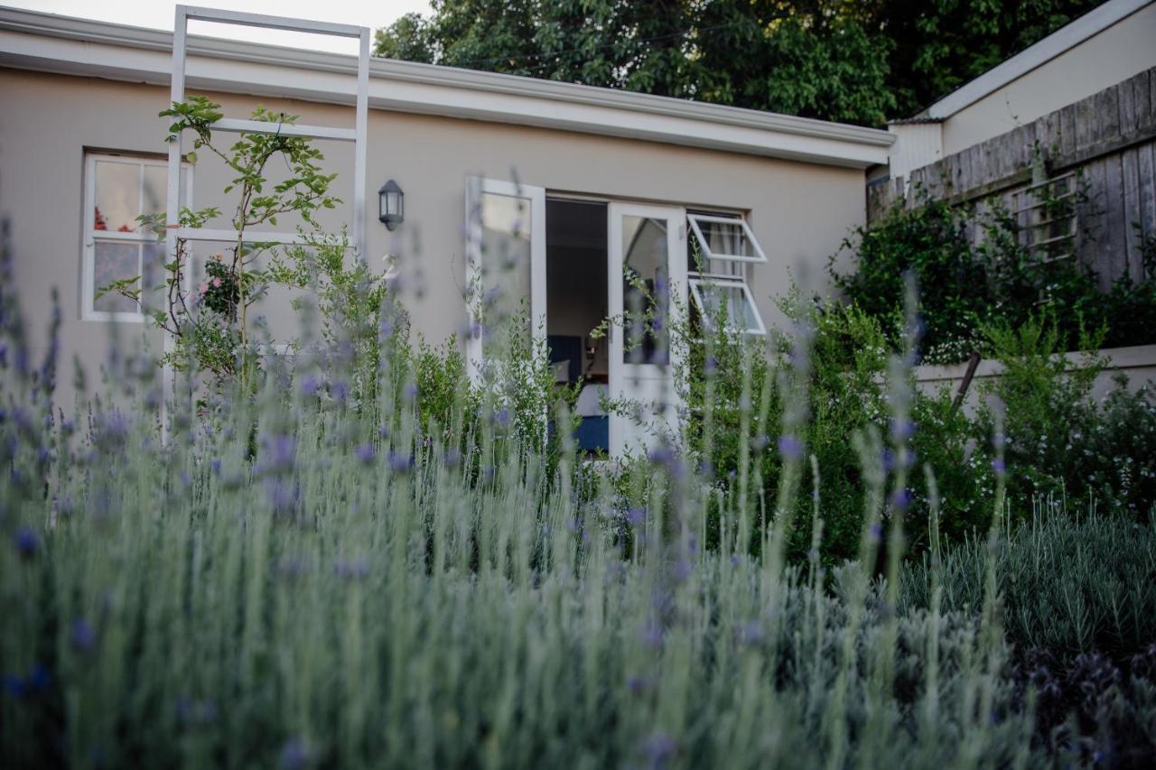 Cornerstone Manor Bed & Breakfast Grahamstown Exterior foto