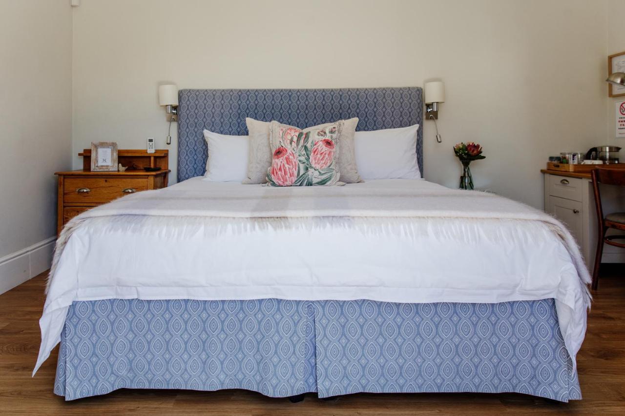 Cornerstone Manor Bed & Breakfast Grahamstown Exterior foto